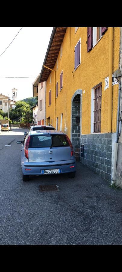 Entire Flat, Independent Entrance, 20 Mins To Bgy - Bergamo Milan Airport Apartment Nembro Bagian luar foto
