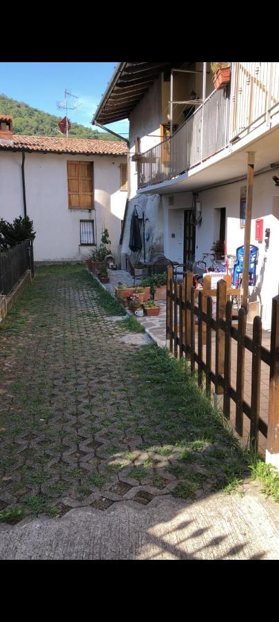 Entire Flat, Independent Entrance, 20 Mins To Bgy - Bergamo Milan Airport Apartment Nembro Bagian luar foto